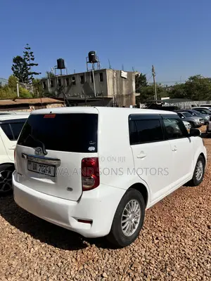 Toyota Corolla Rumion Hatchback 1.8 FWD 2008 White