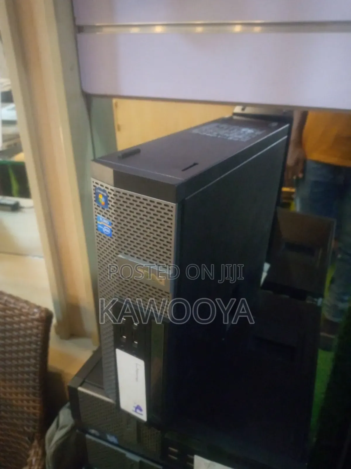 Desktop Computer Dell OptiPlex 3050 4GB Intel Core i3 HDD 500GB