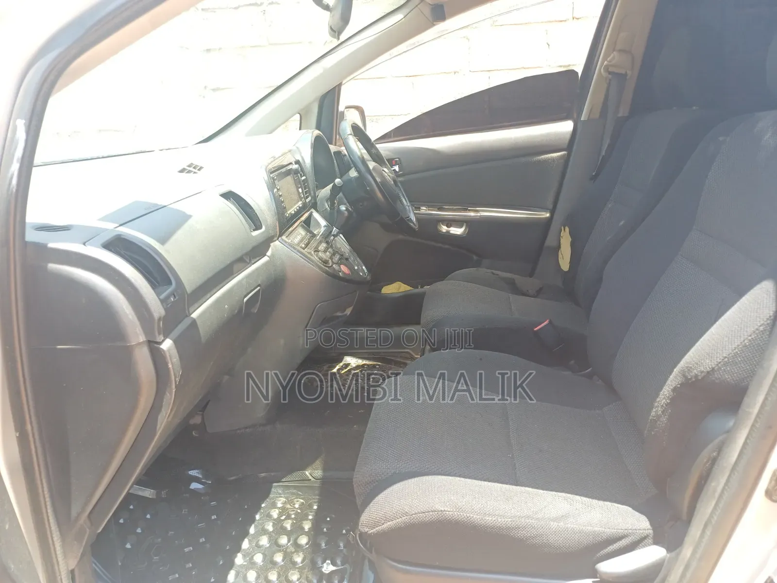 Toyota Wish 2005 Silver