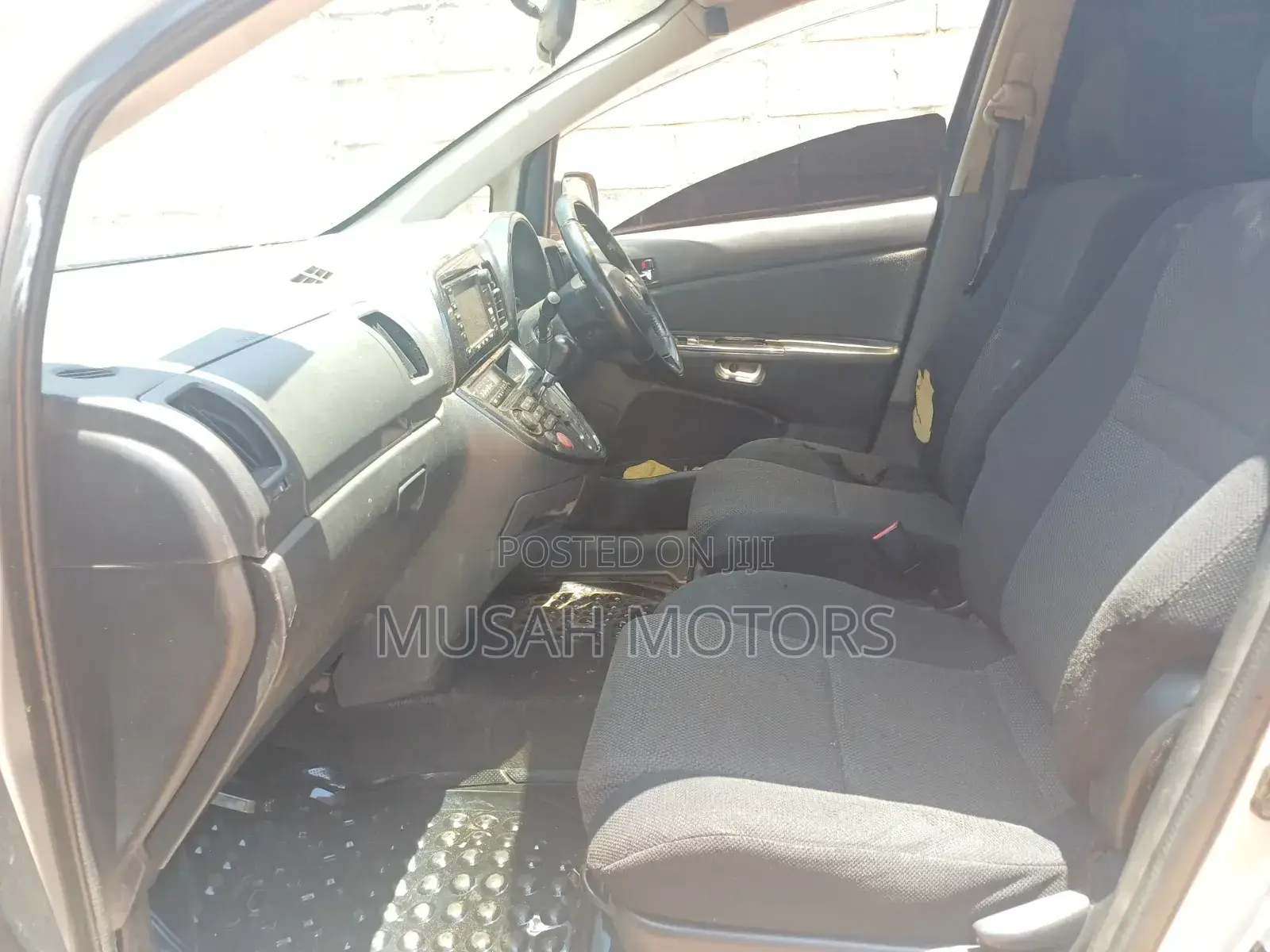 Toyota Wish 2005 Silver