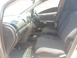 Toyota Wish 2005 Silver