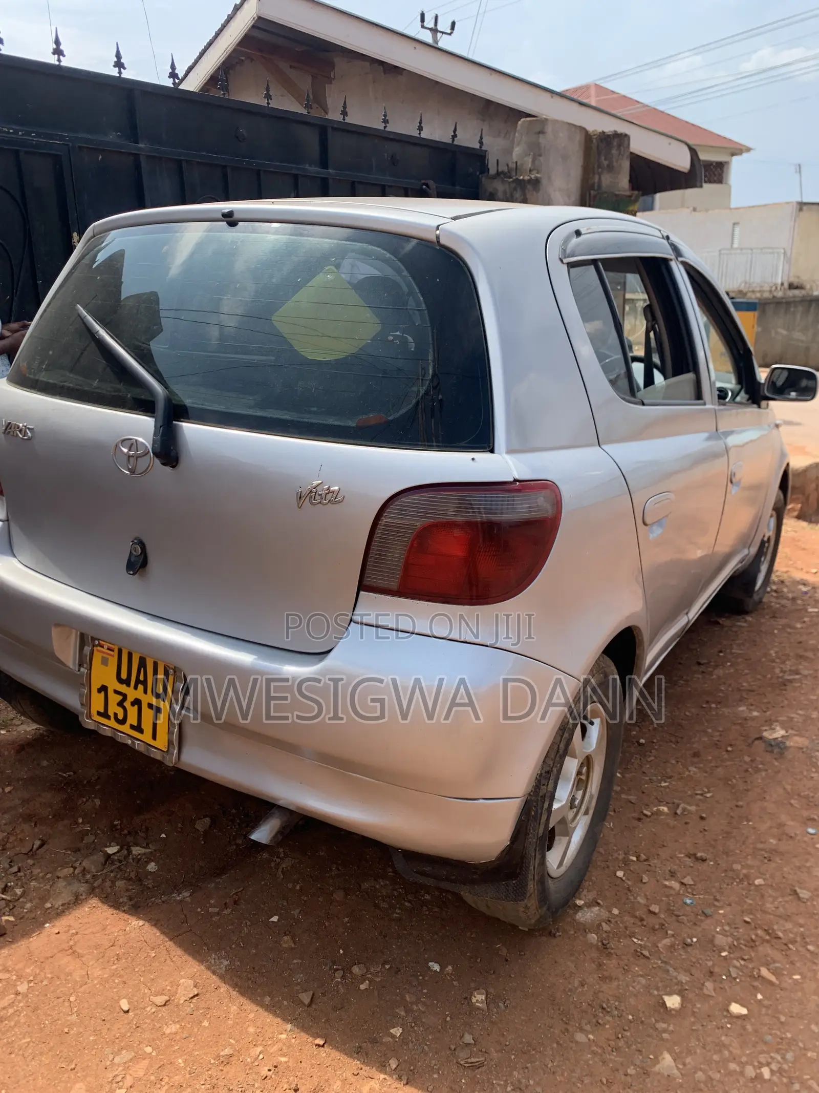 Toyota Vitz 1.3 AWD 5dr 2004 Silver
