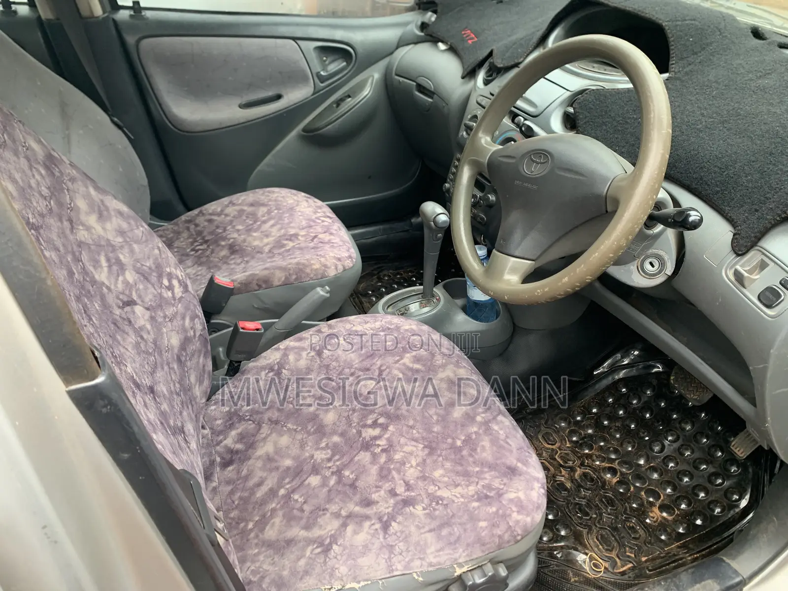 Toyota Vitz 1.3 AWD 5dr 2004 Silver