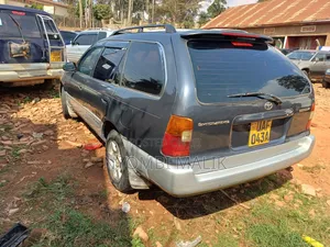 Toyota Corolla G-Touring 1996 Green