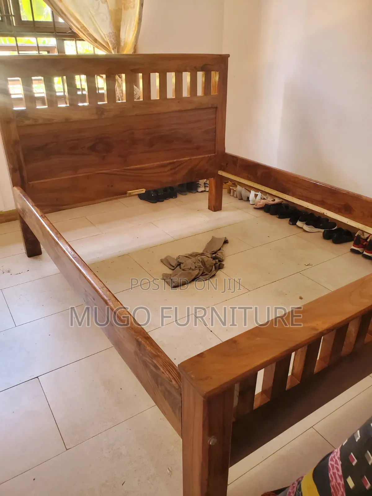 Pure Mugavu Hardwood Beds