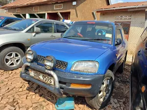 Toyota RAV4 1997 Blue