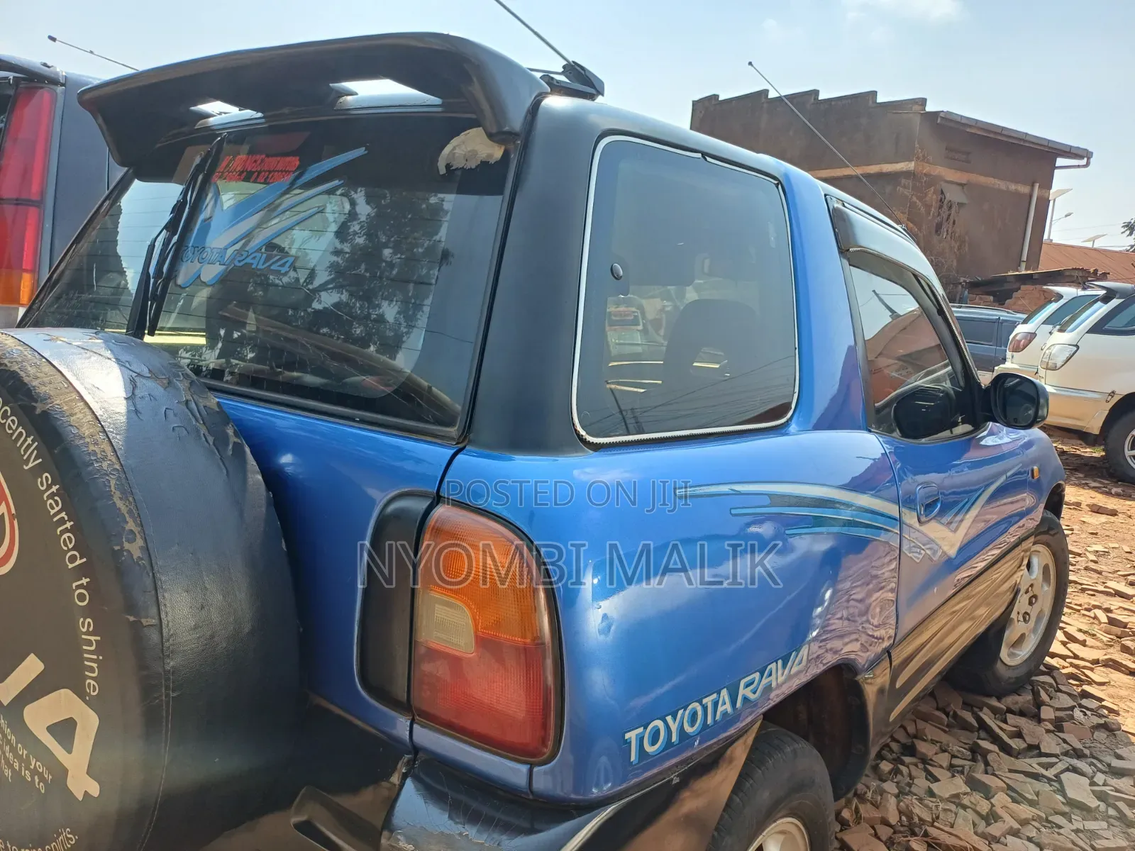Toyota RAV4 1997 Blue