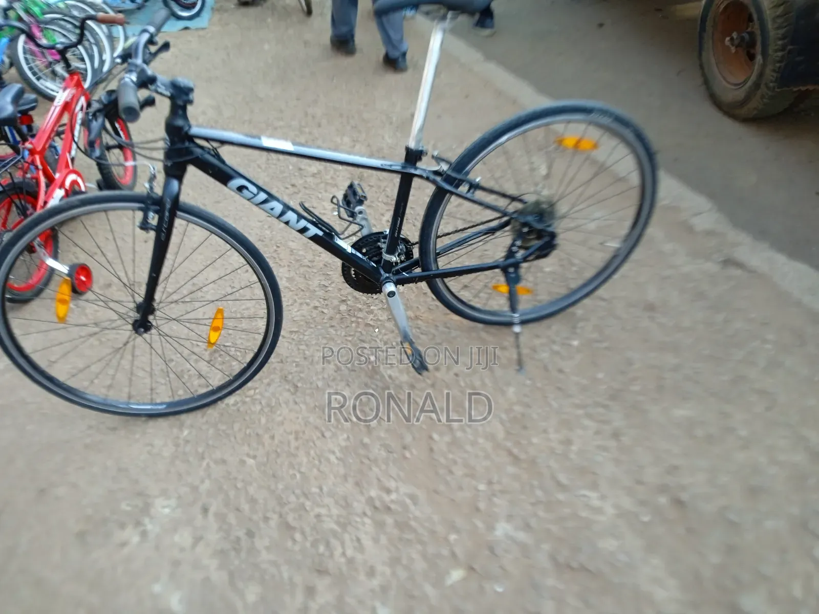 Giant Sports Bike Size 28