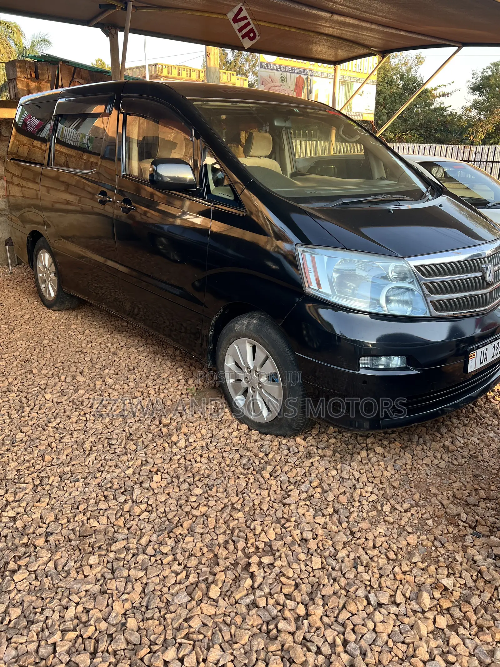 Toyota Alphard 2.4 Petrol AWD 2003 Black