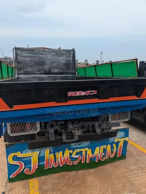 Hino Dumper Truck