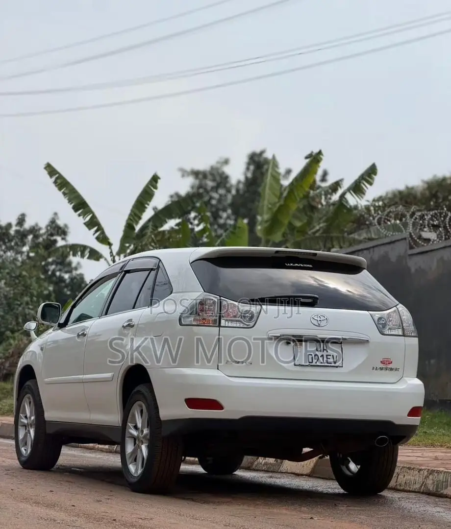 Toyota Harrier 2012 White