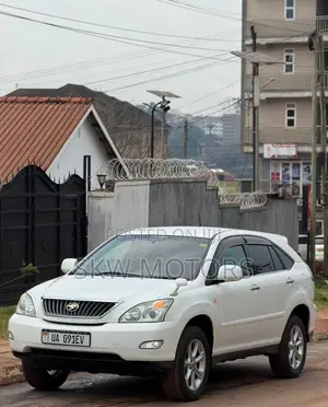 Toyota Harrier 2012 White