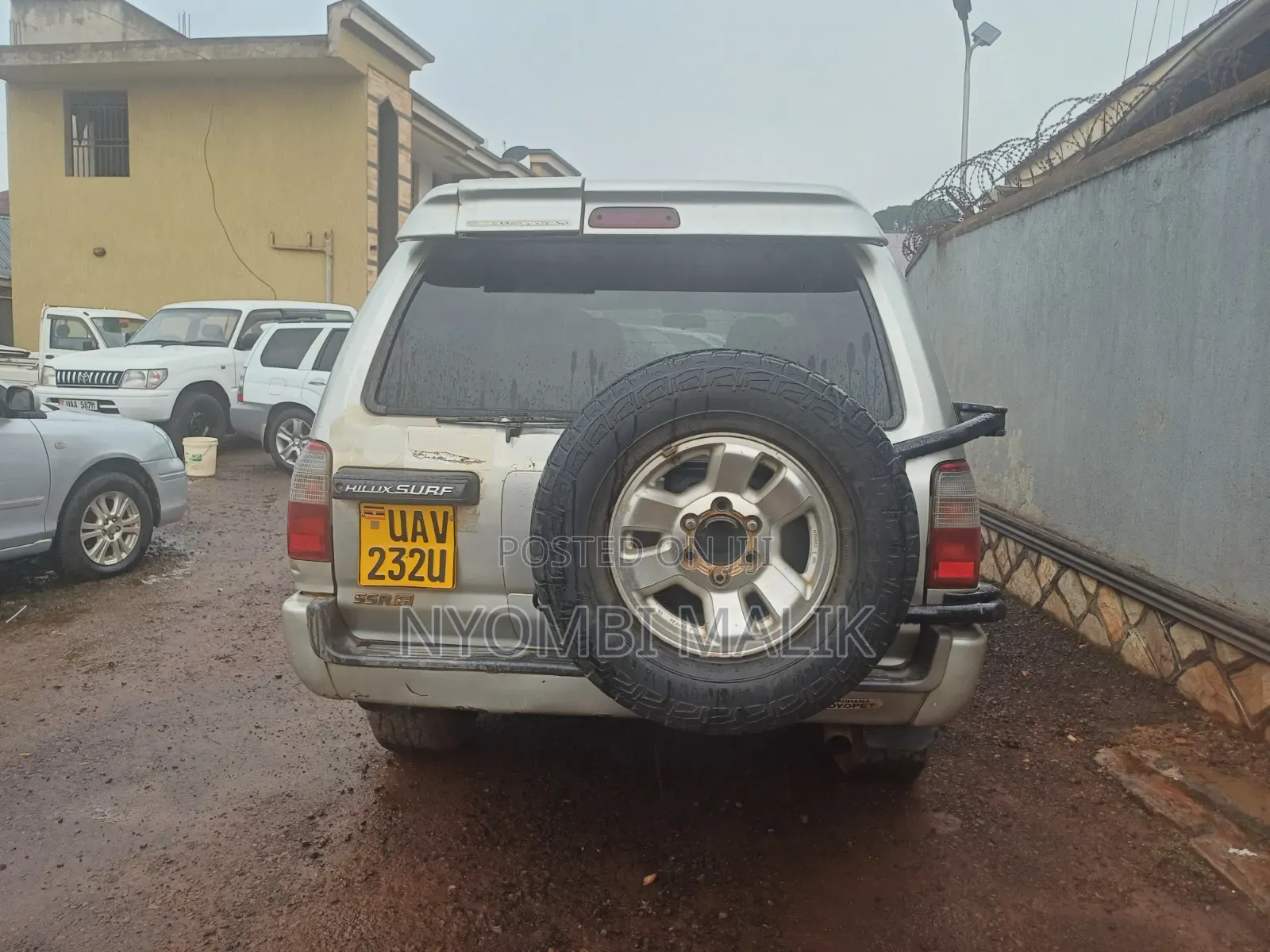 Toyota Hilux Surf 2005 Silver