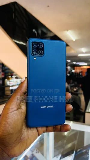 Samsung Galaxy A12 64 GB Blue