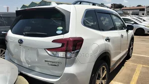 Subaru Forester 2019 White
