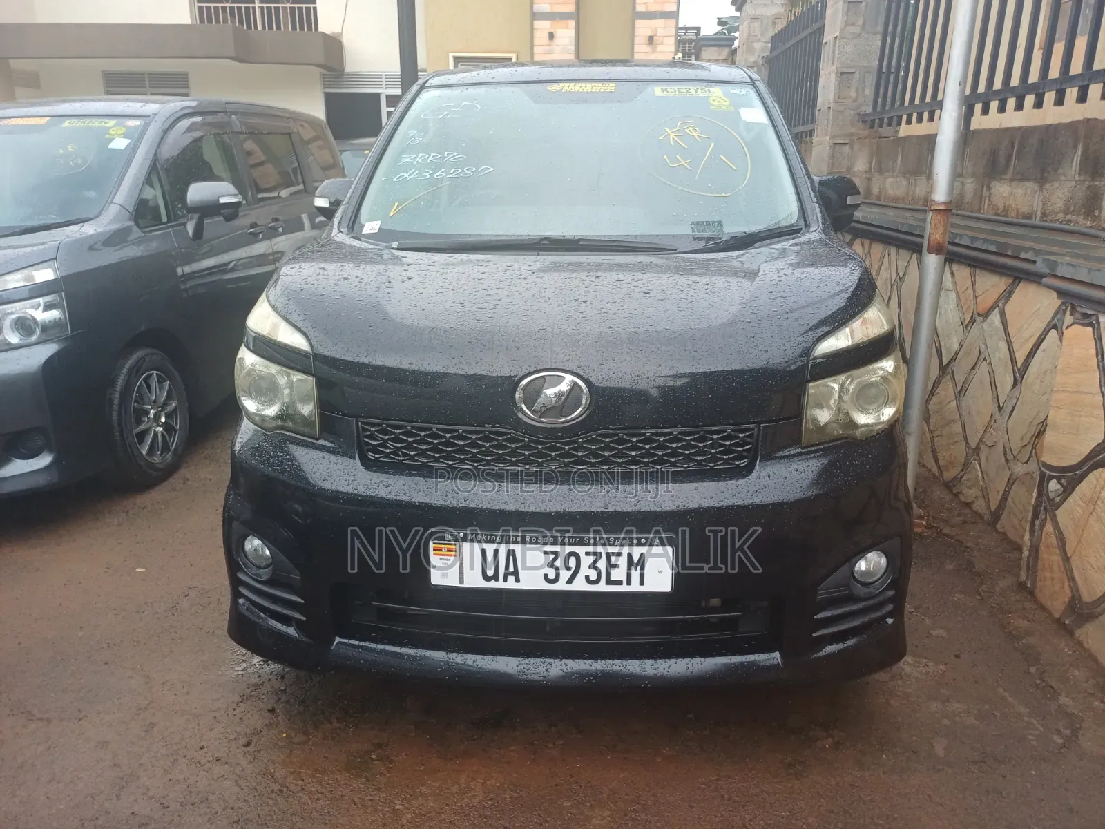 Toyota Voxy 2014 Black