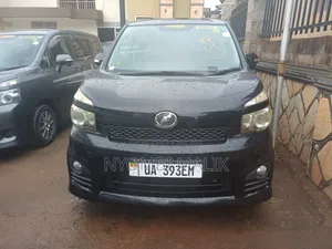 Toyota Voxy 2014 Black