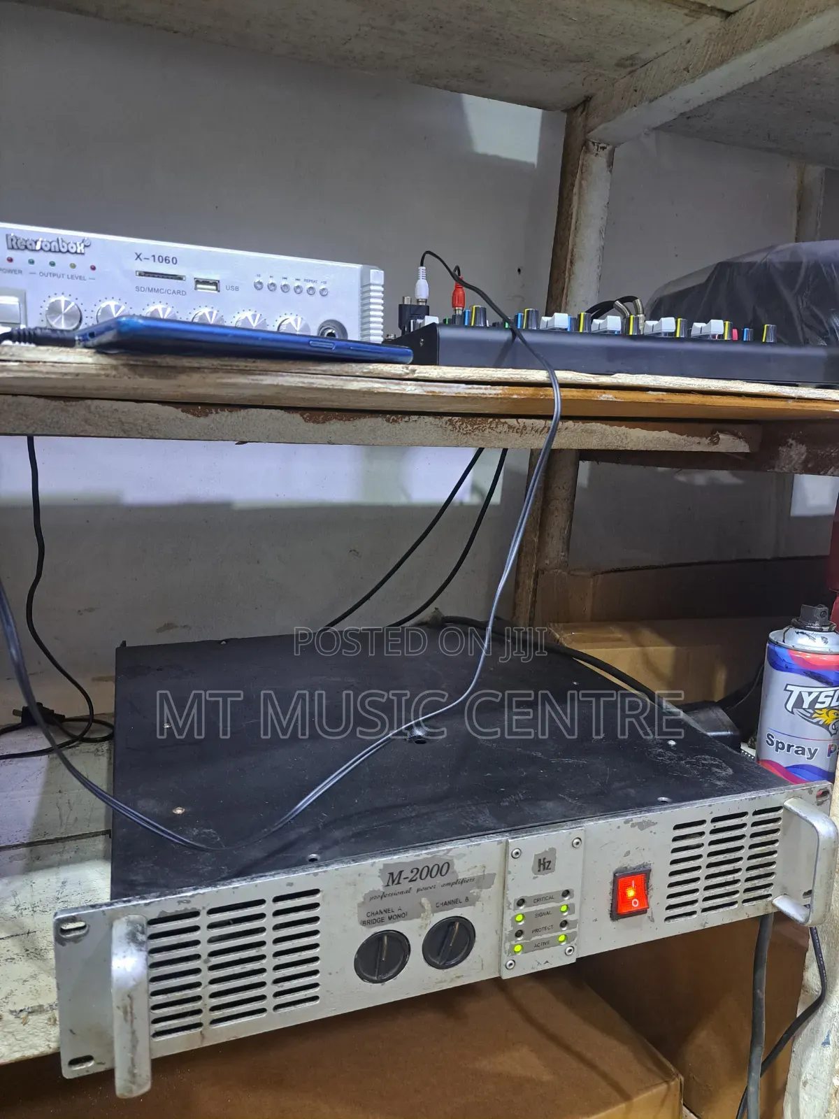 Hz M-2000 Powerfull Bass Amplifier
