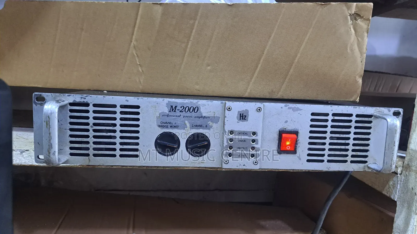 Hz M-2000 Powerfull Bass Amplifier