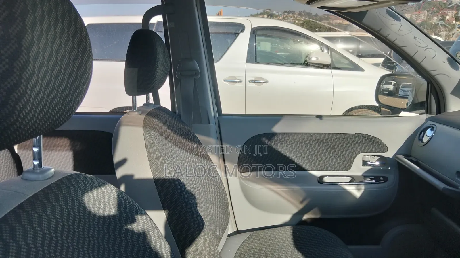 Toyota Sienta 2013 White