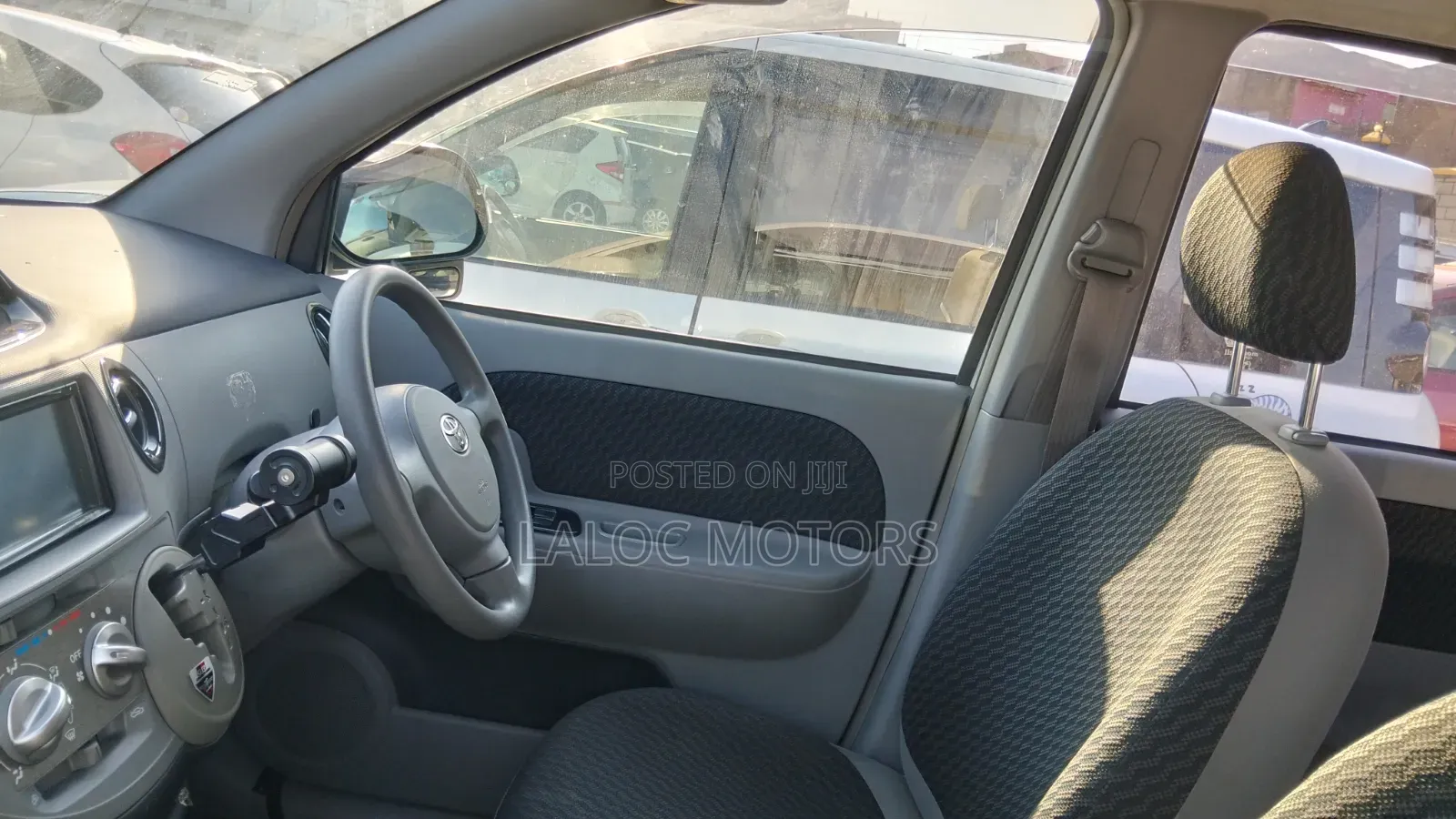 Toyota Sienta 2013 White