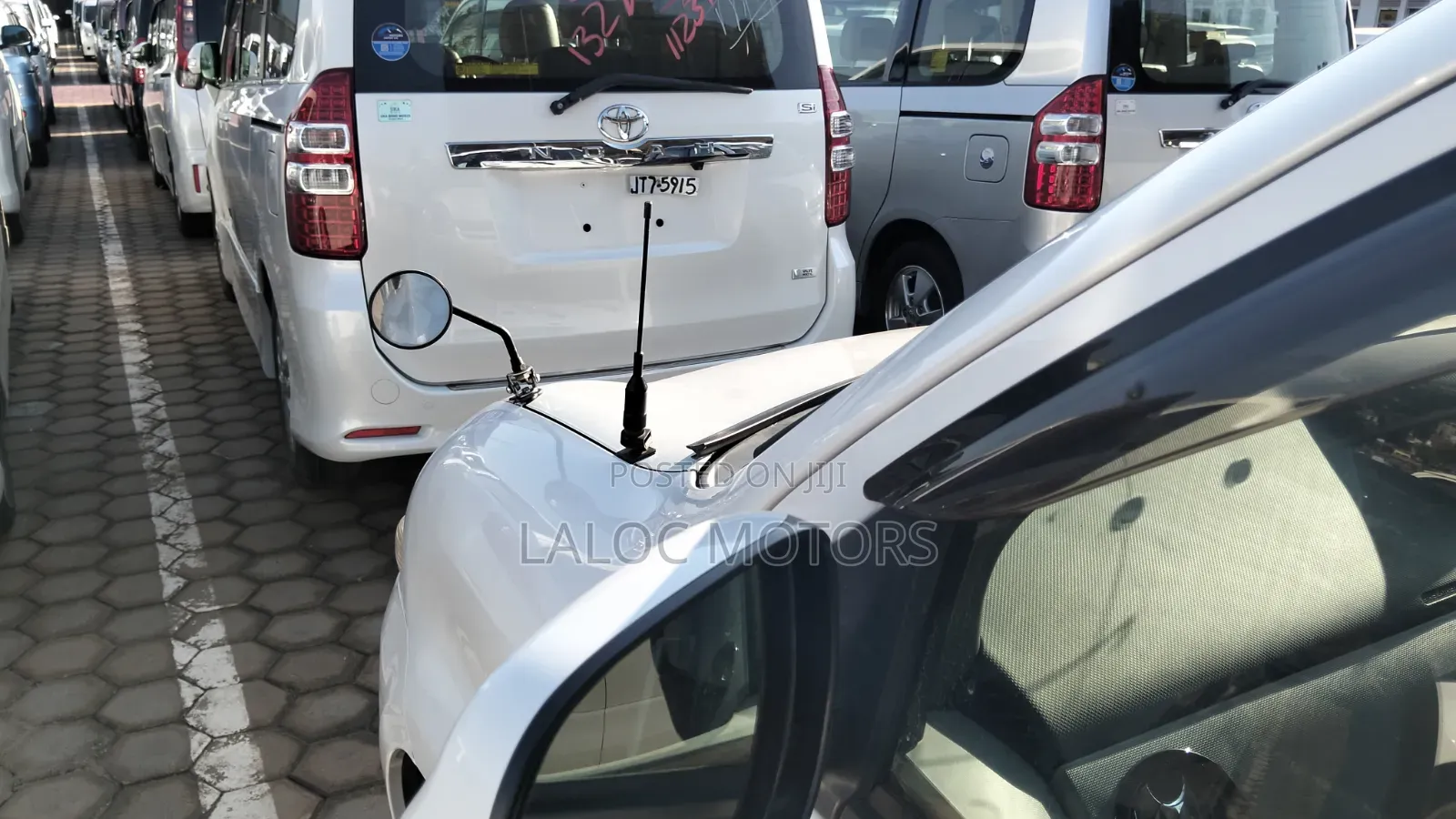 Toyota Sienta 2013 White