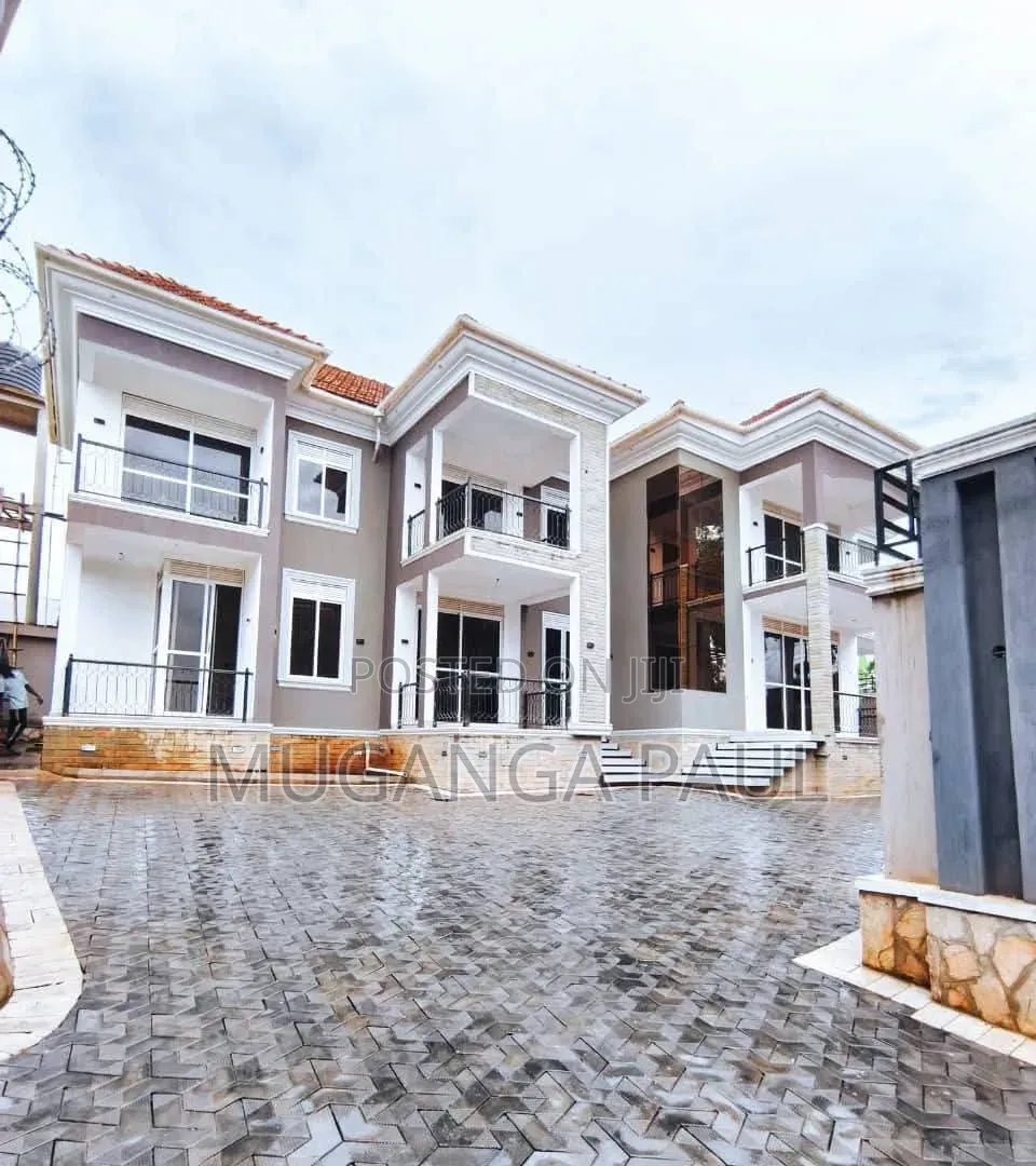 7bdrm House in Kira for sale