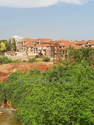 7bdrm House in Kira for sale