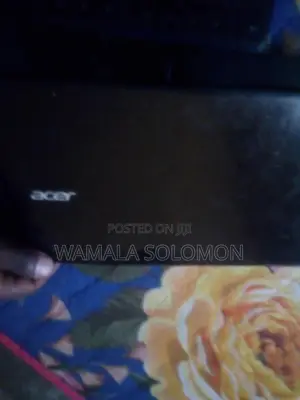 Laptop Acer Aspire V5-572G 4GB Intel Core i5 HDD 128GB