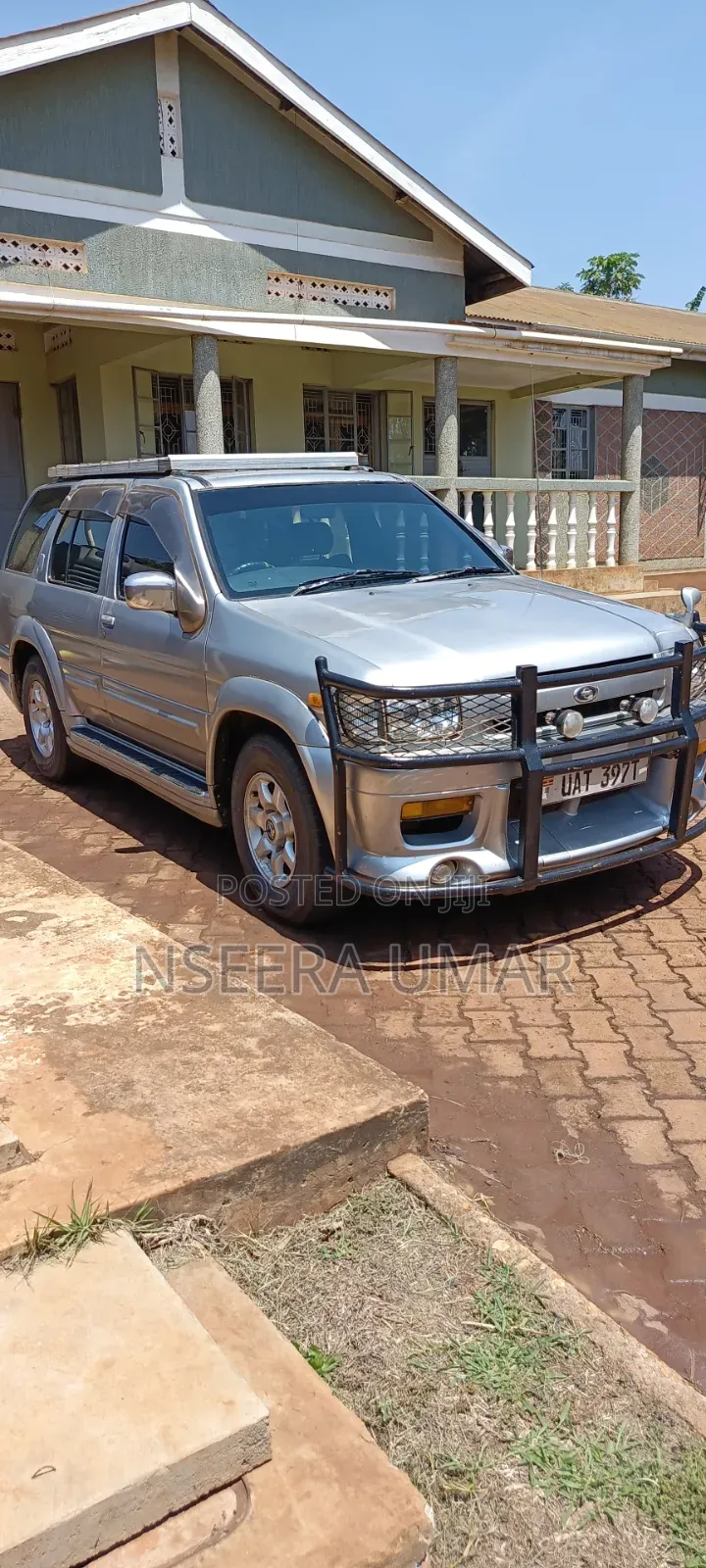 Nissan Terrano 1995 Silver