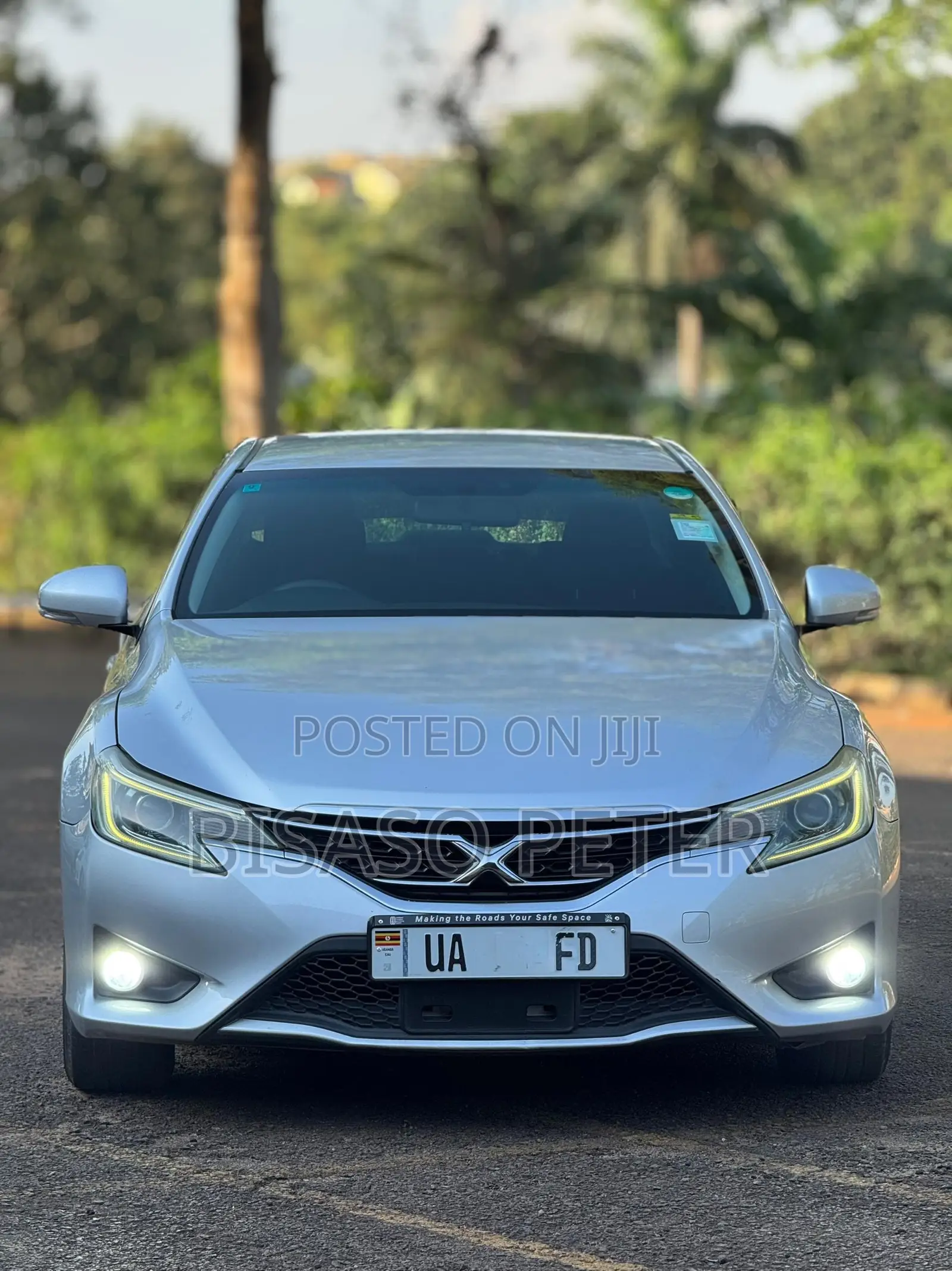 Toyota Mark X 2.5 AWD 2013 Silver