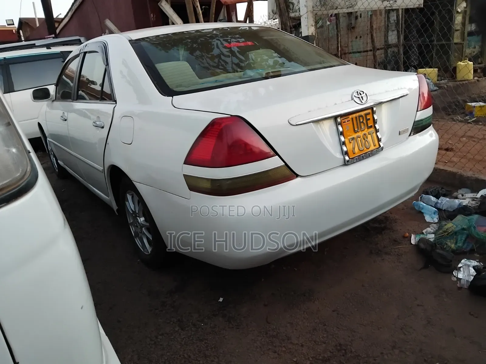 Toyota Mark II 2004 White