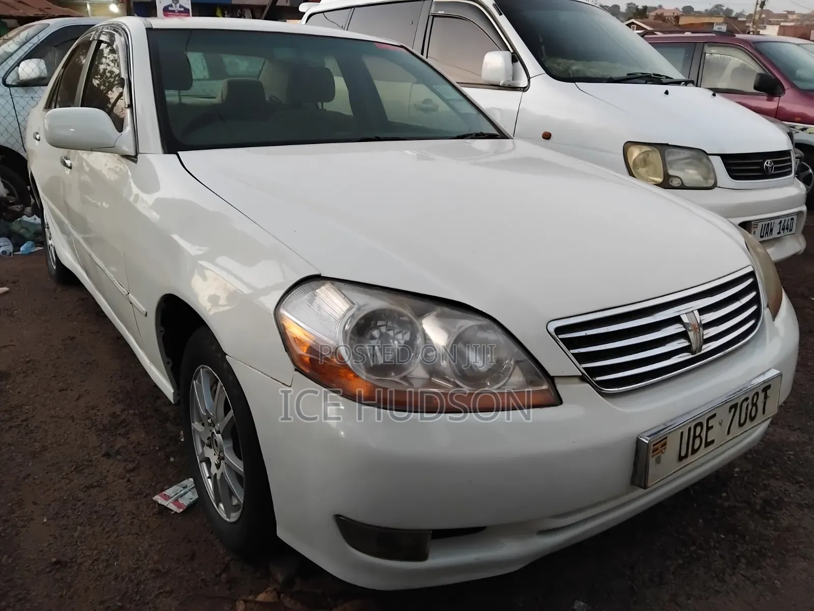 Toyota Mark II 2004 White