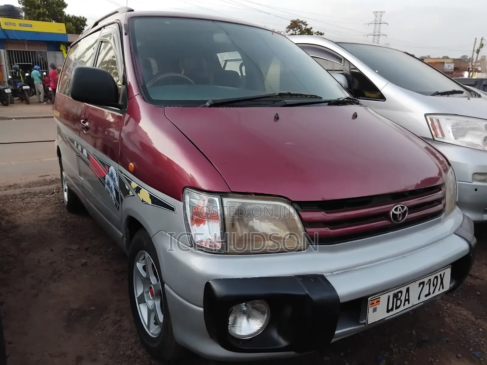 Toyota Noah 2001 Maroon