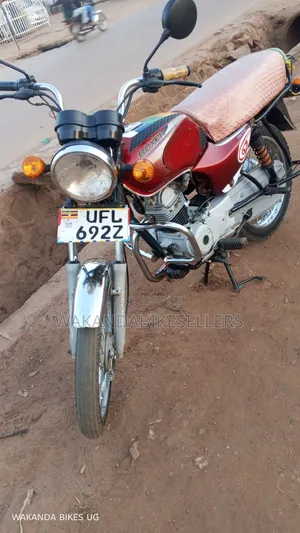 Bajaj Boxer 100 2023 Red