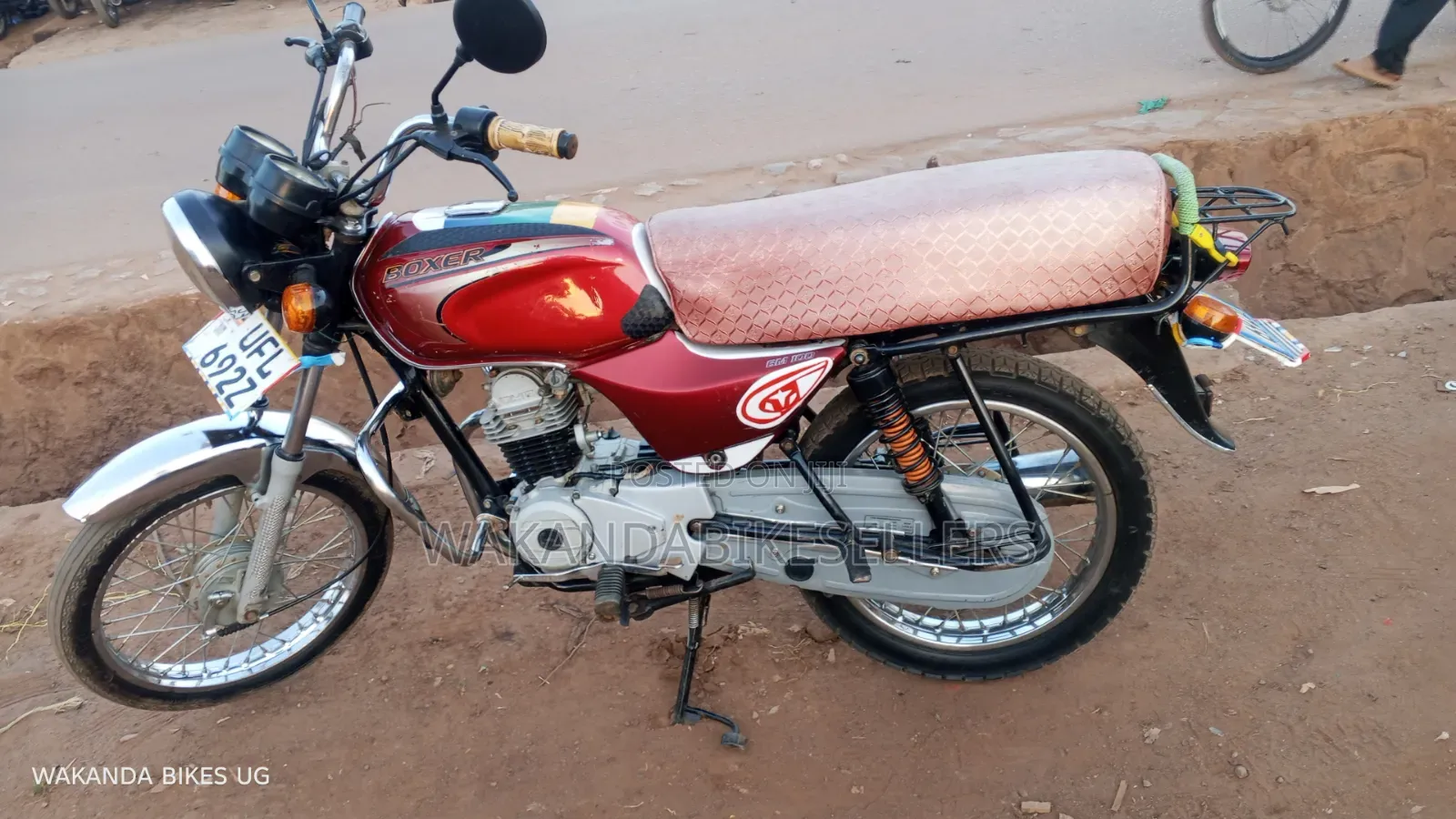 Bajaj Boxer 100 2023 Red