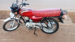 Bajaj Boxer 100 2022 Red