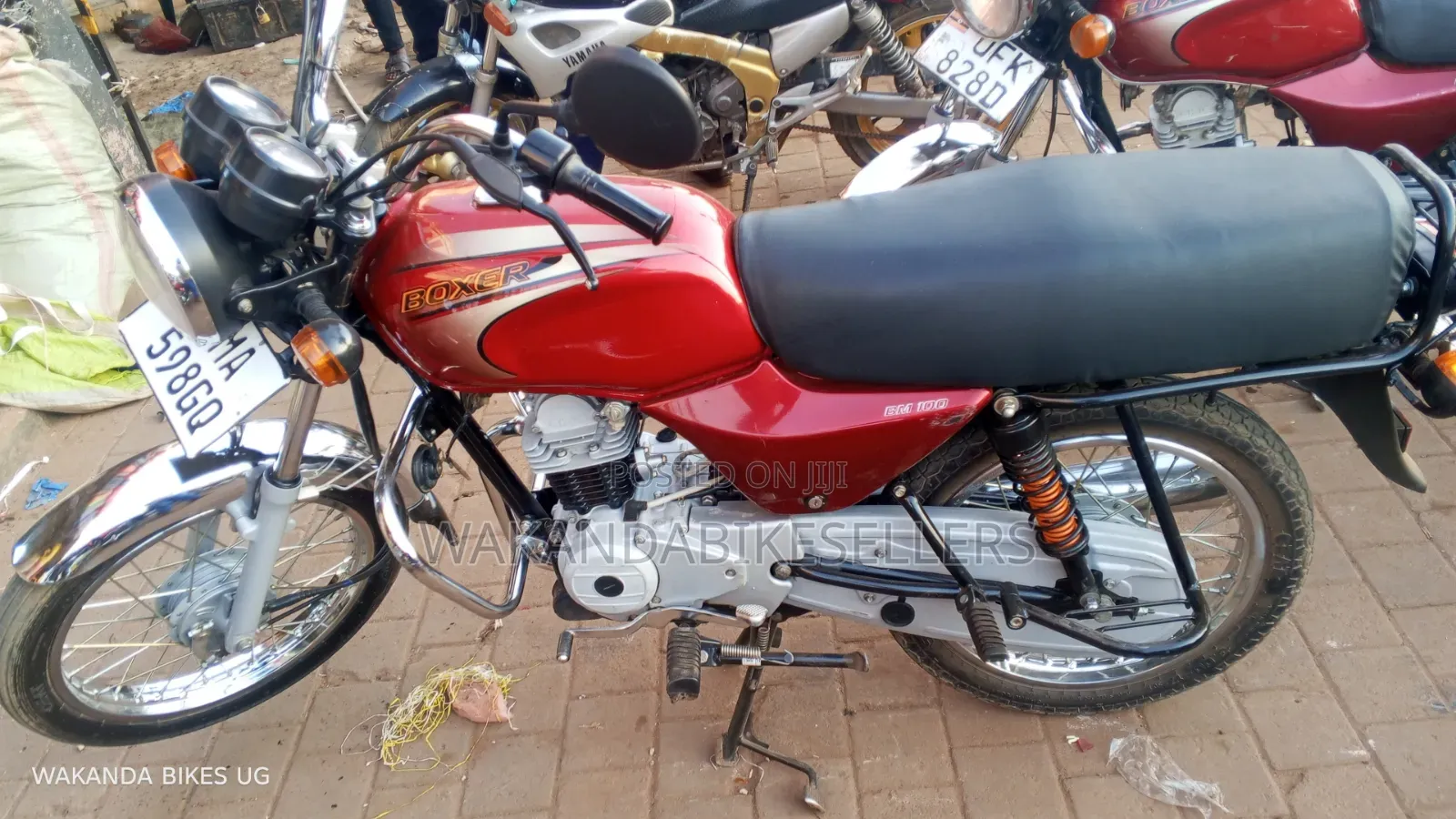 Bajaj Boxer 100 2025 Red