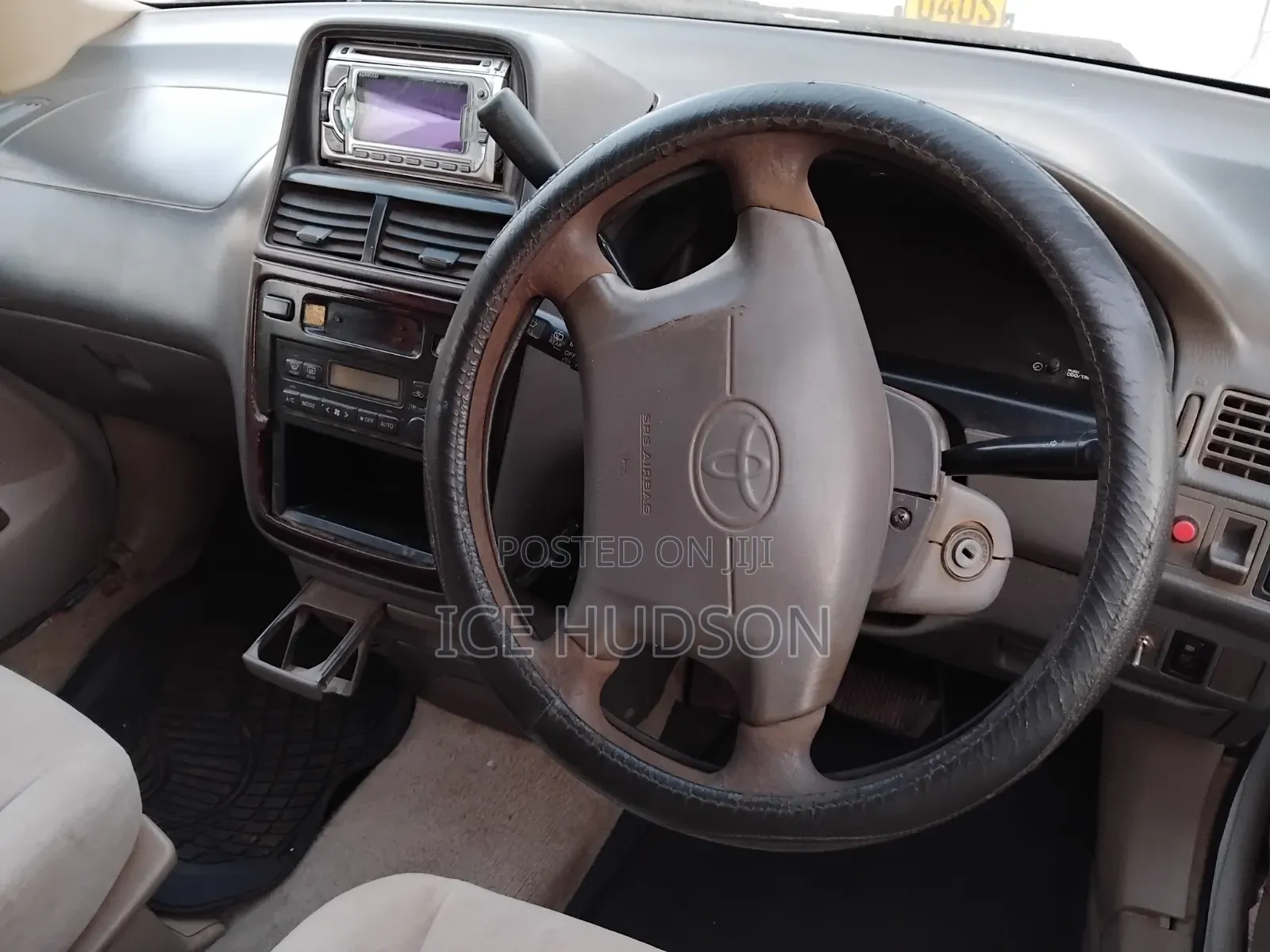 Toyota Ipsum 2000 Pearl