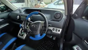 Toyota Corolla Rumion 2009 Black