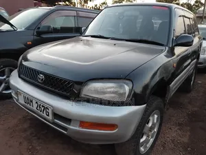Toyota RAV4 1999 Black