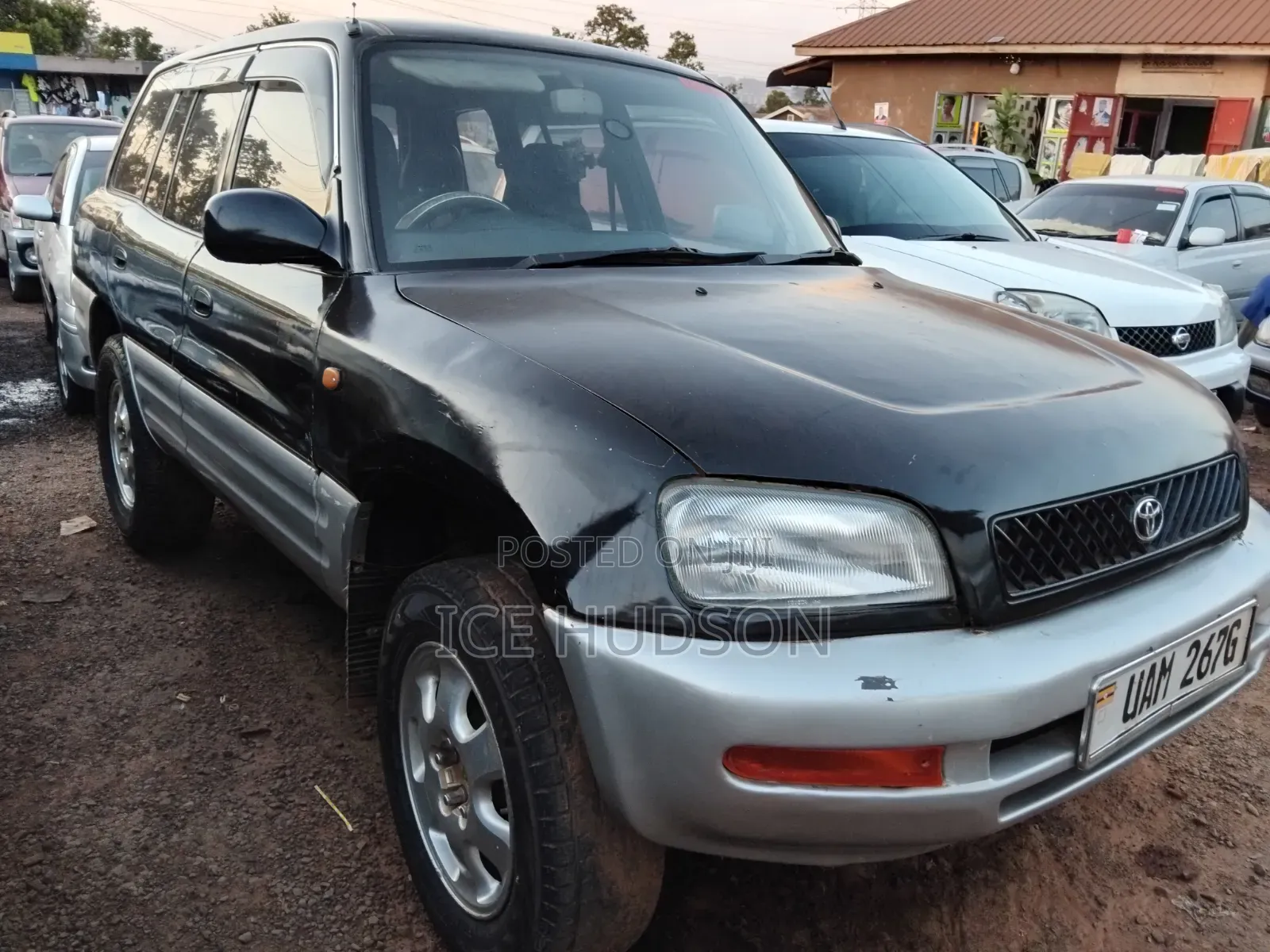 Toyota RAV4 1999 Black