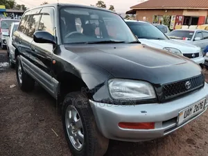 Toyota RAV4 1999 Black
