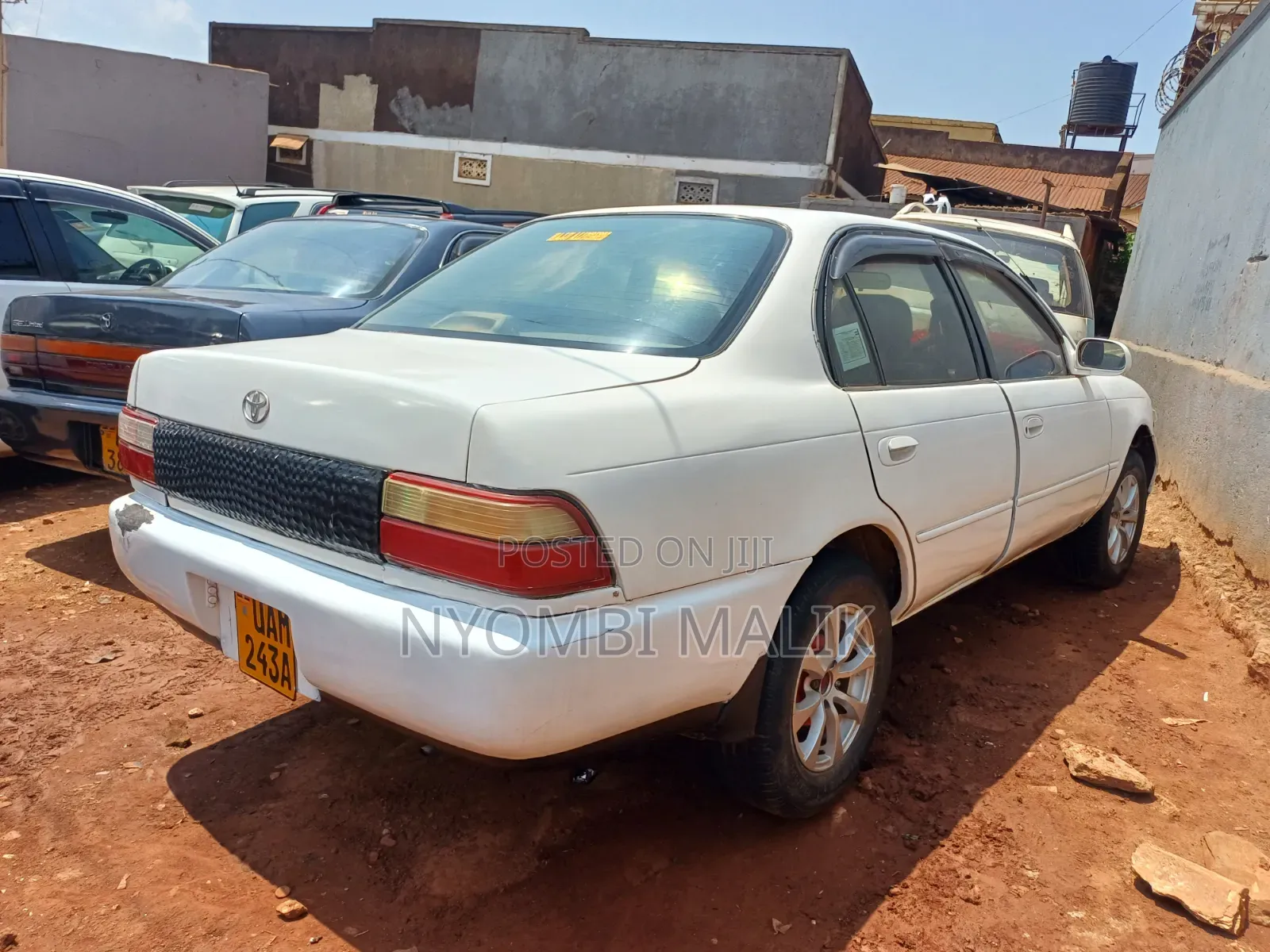 Toyota Corolla 1996 White