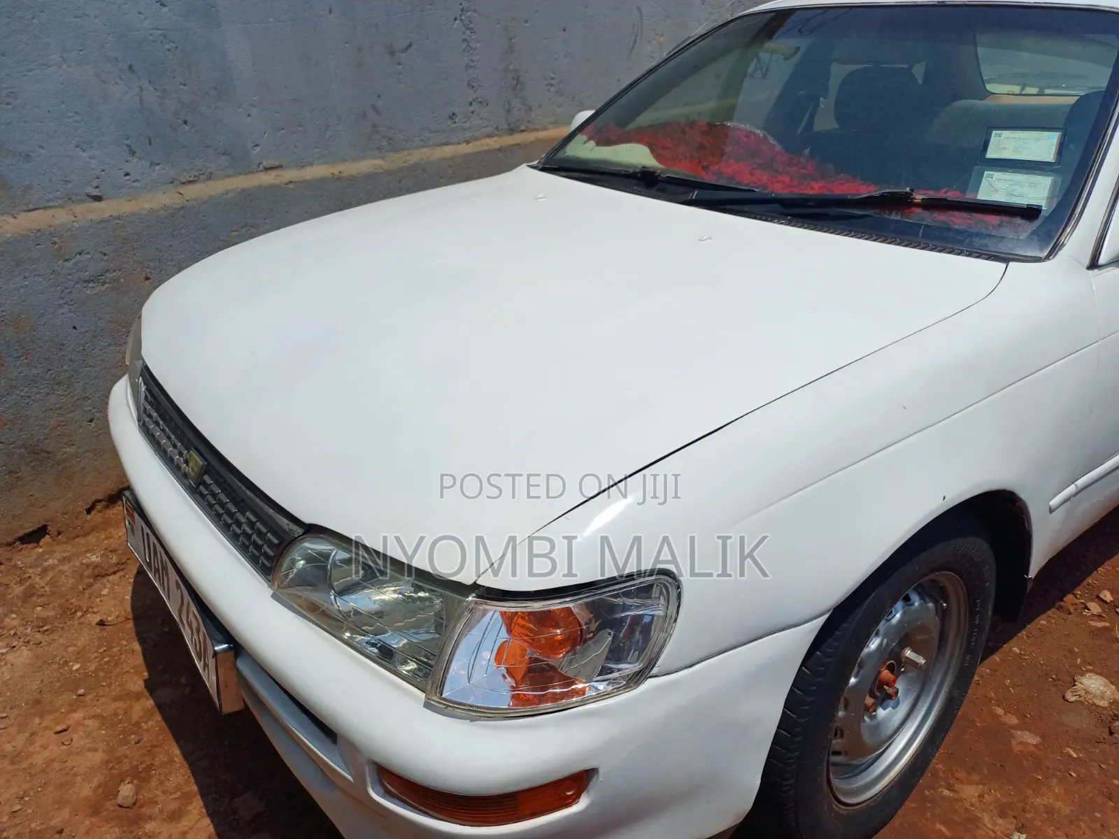 Toyota Corolla 1996 White