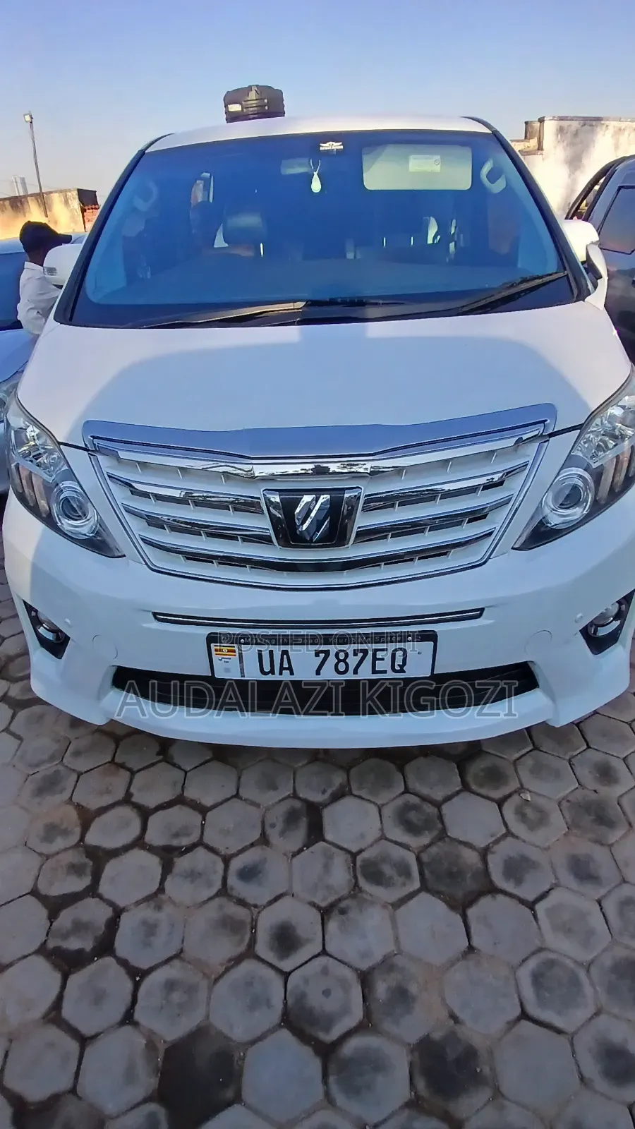Toyota Alphard 2012 White