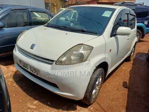 Toyota Passo 2006 White