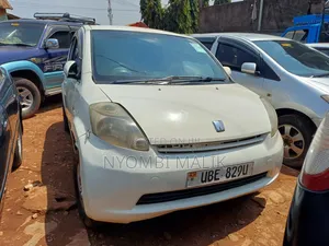 Toyota Passo 2006 White
