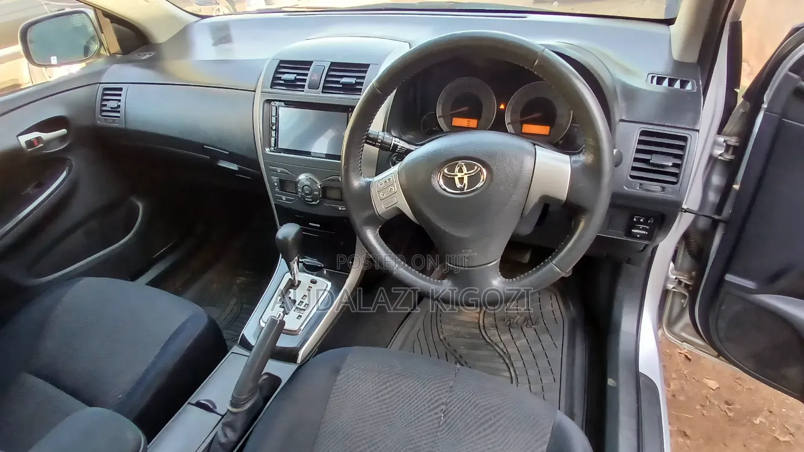 Toyota Corolla Fielder 2010 Silver