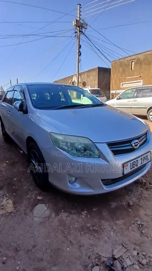 Toyota Corolla Fielder 2010 Silver